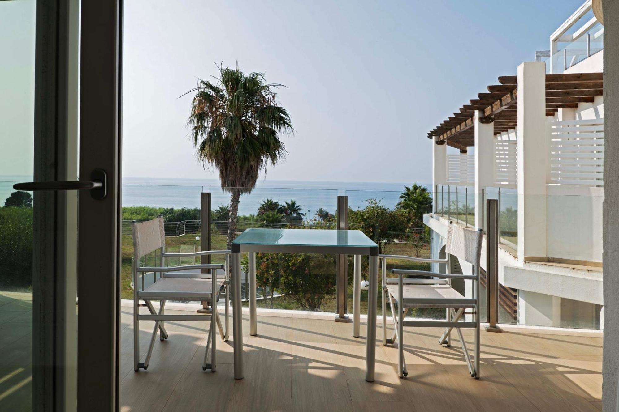 Infinity Resort Tropea Parghelia Exterior photo