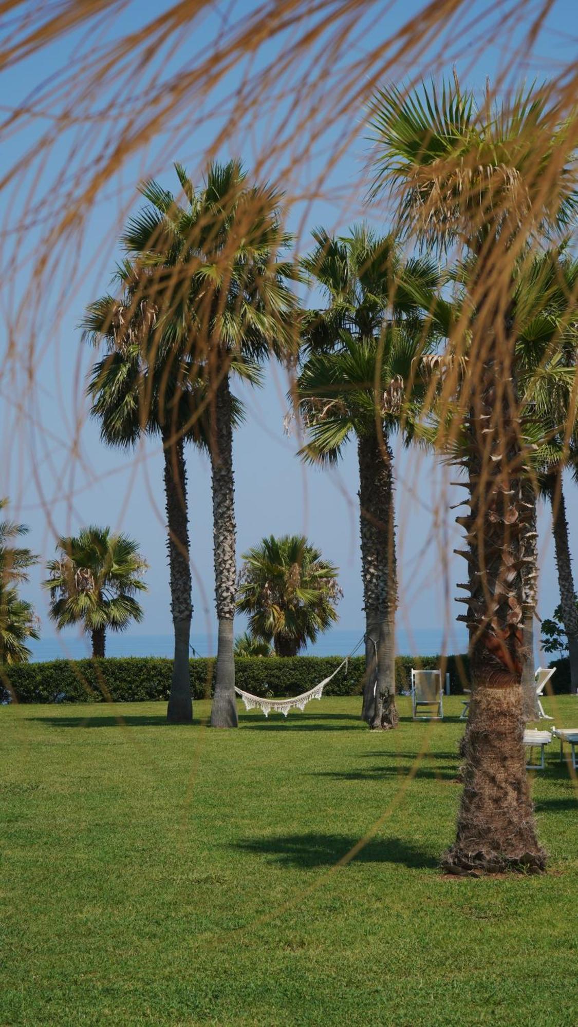 Infinity Resort Tropea Parghelia Exterior photo