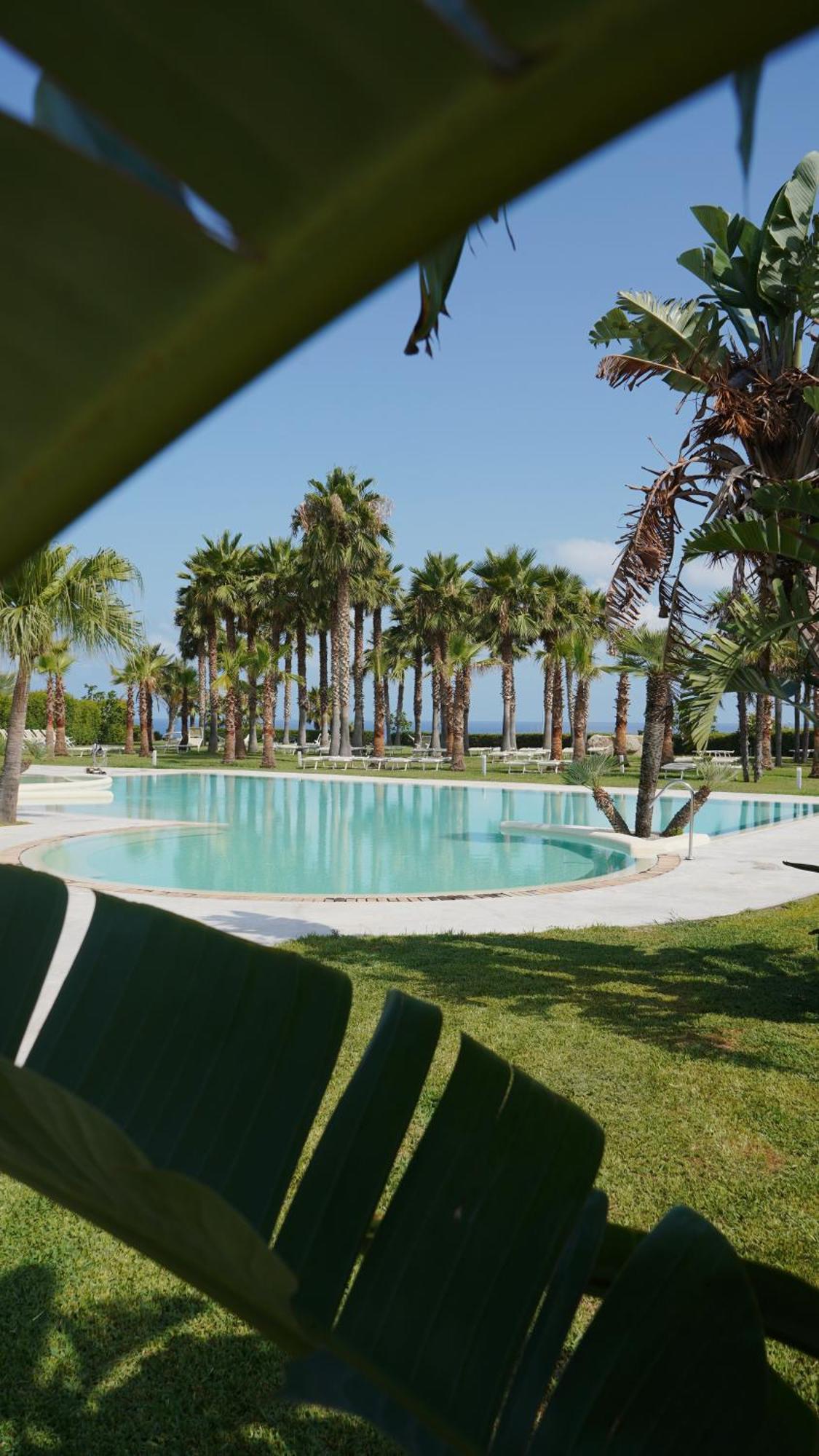 Infinity Resort Tropea Parghelia Exterior photo